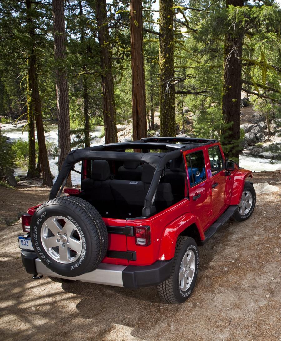 Jeep Wrangler Sahara 2012